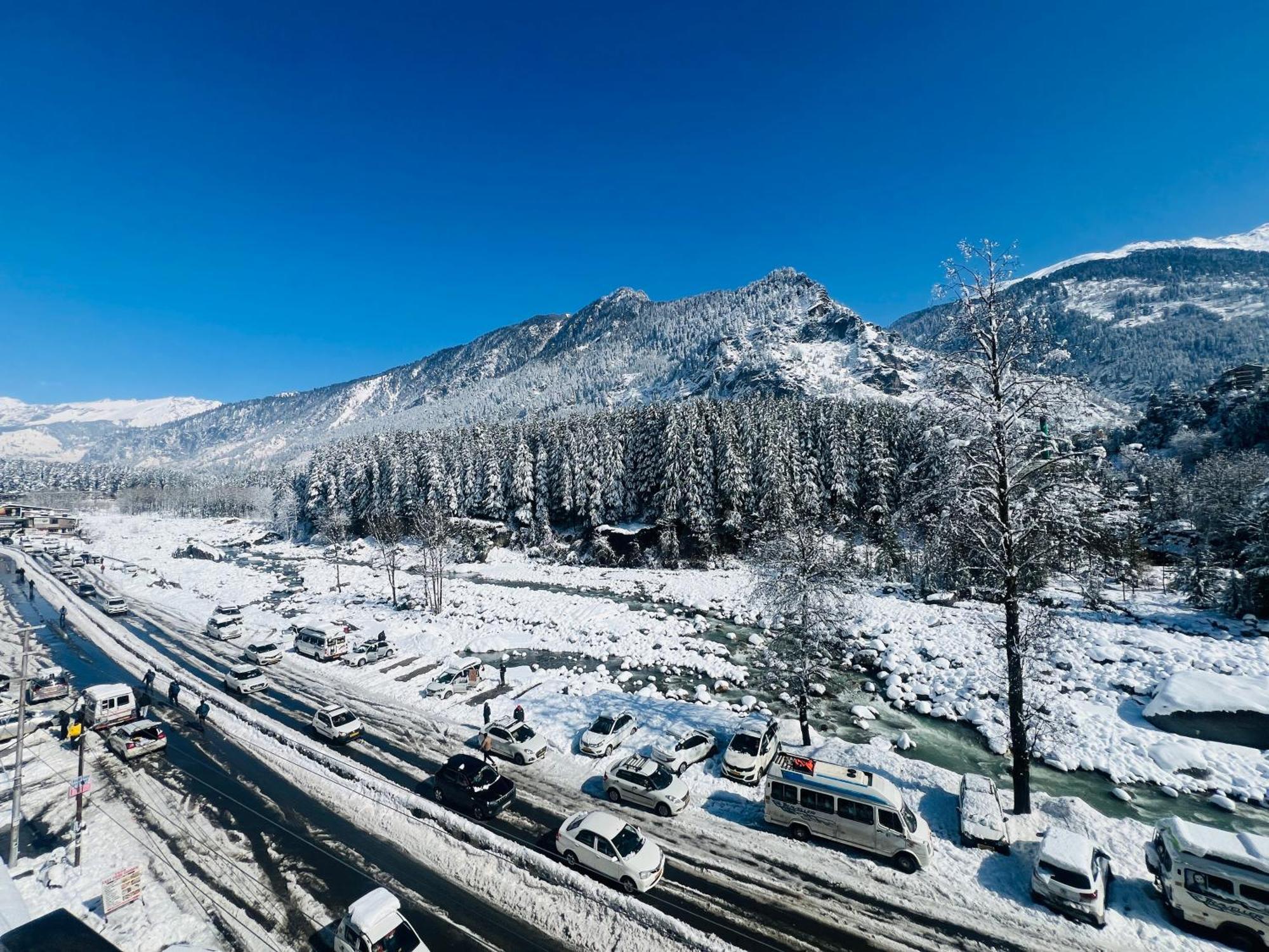 Hotel Green Link -#Near Volvo Bus Stand #Mountain View #River View #Open Terrace Manāli Eksteriør billede